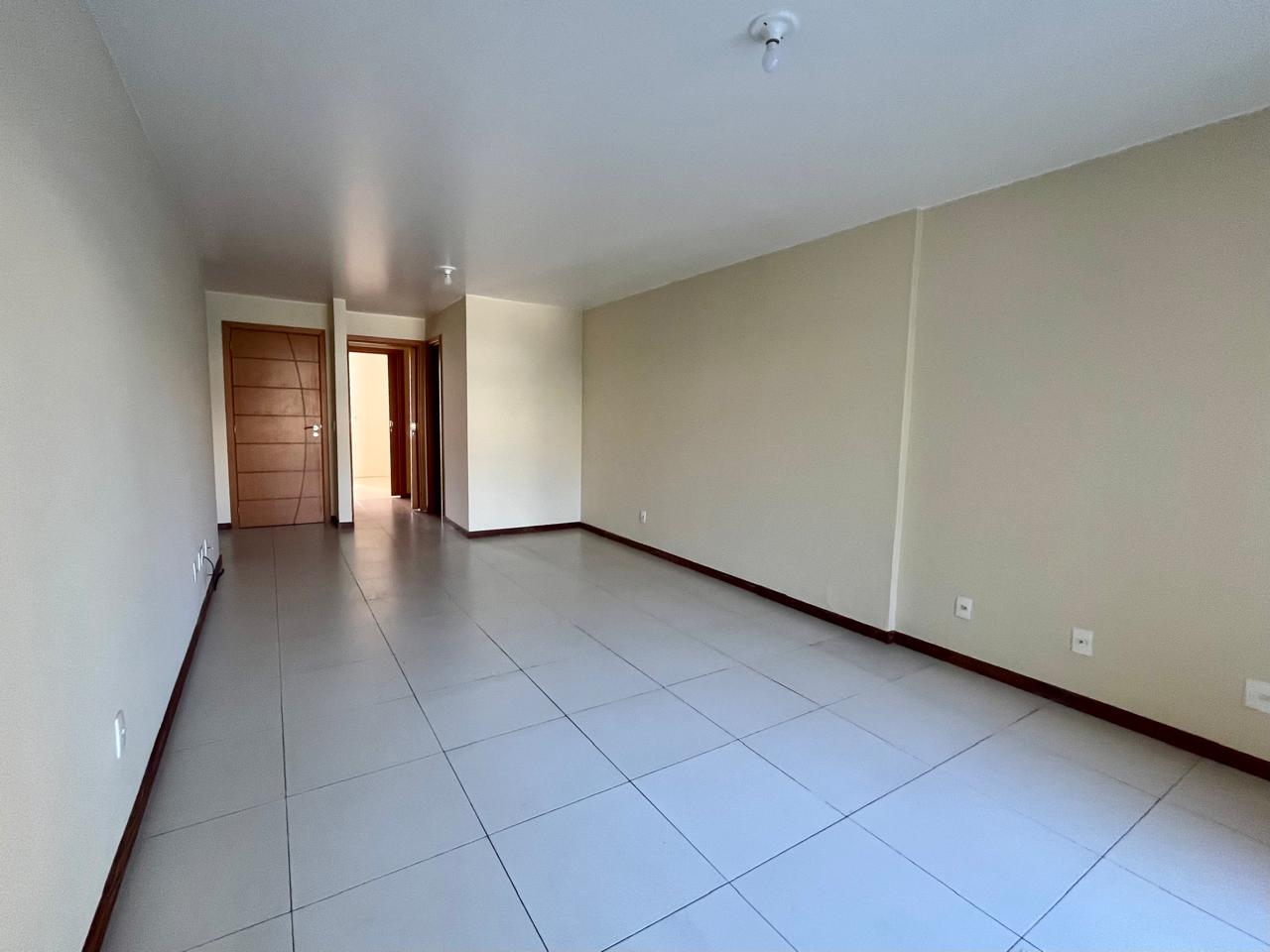 Apartamento à venda com 2 quartos, 138m² - Foto 2