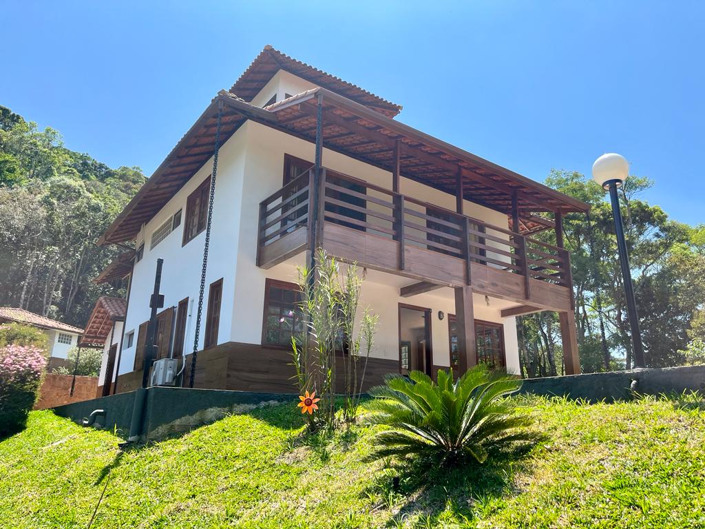 Chácara à venda com 5 quartos, 4600m² - Foto 1