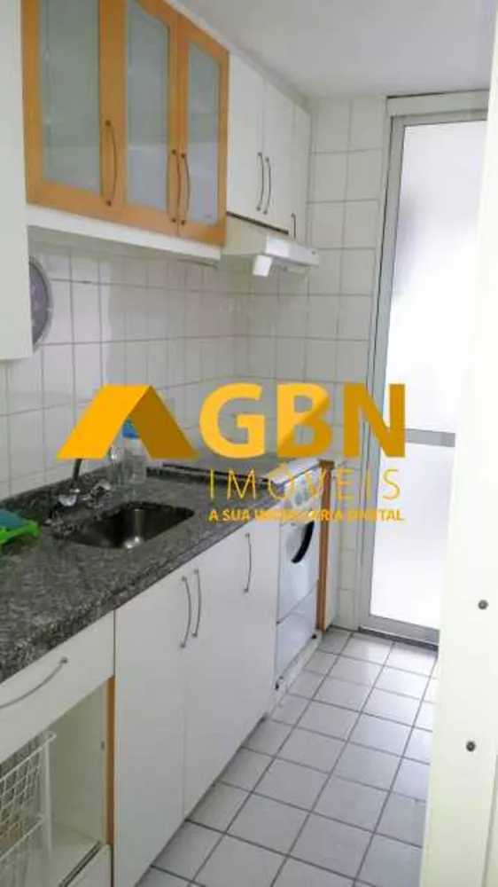 Apartamento à venda com 2 quartos, 63m² - Foto 7