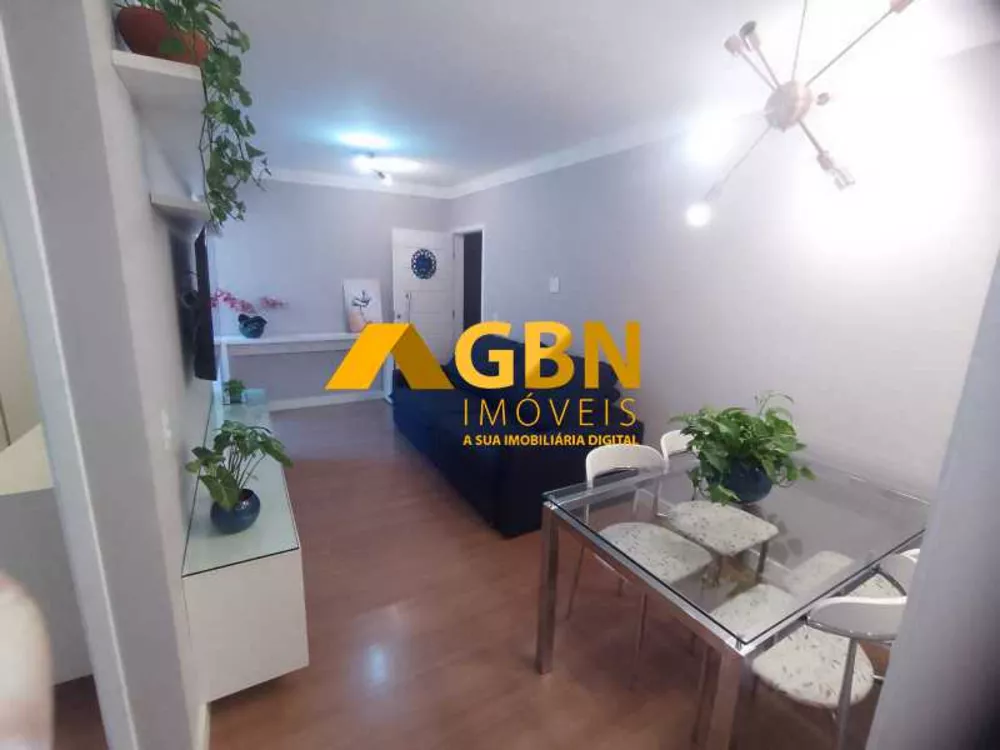 Apartamento à venda com 2 quartos, 58m² - Foto 2