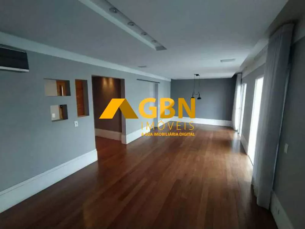 Apartamento à venda com 3 quartos, 138m² - Foto 4