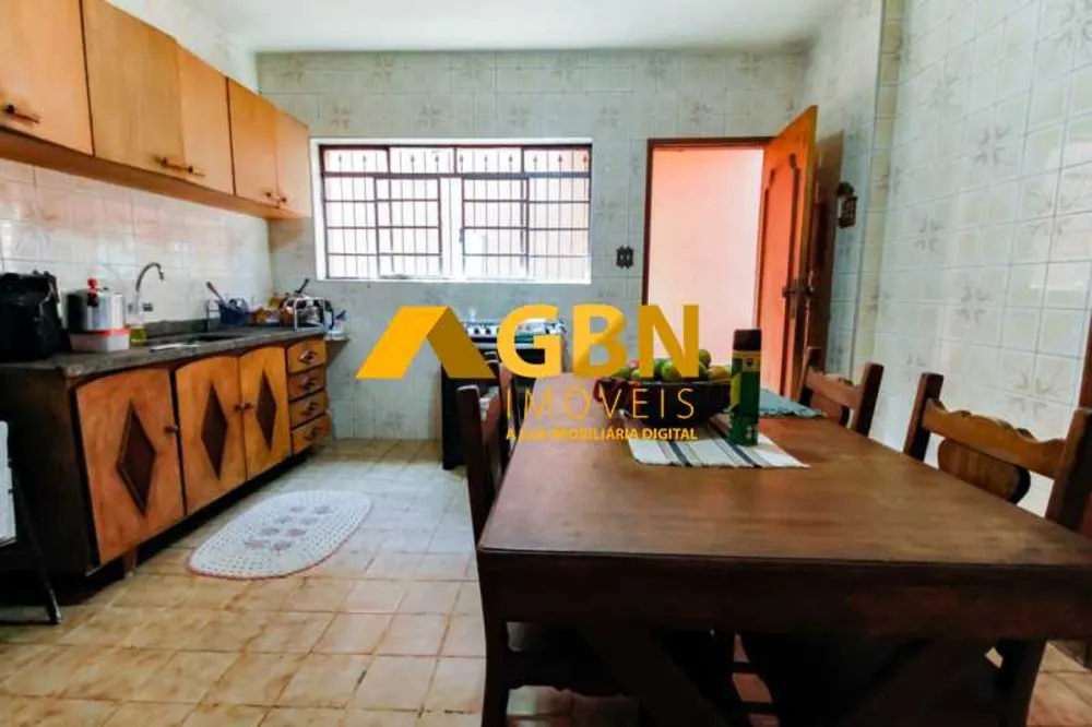Casa, 3 quartos, 158 m² - Foto 3