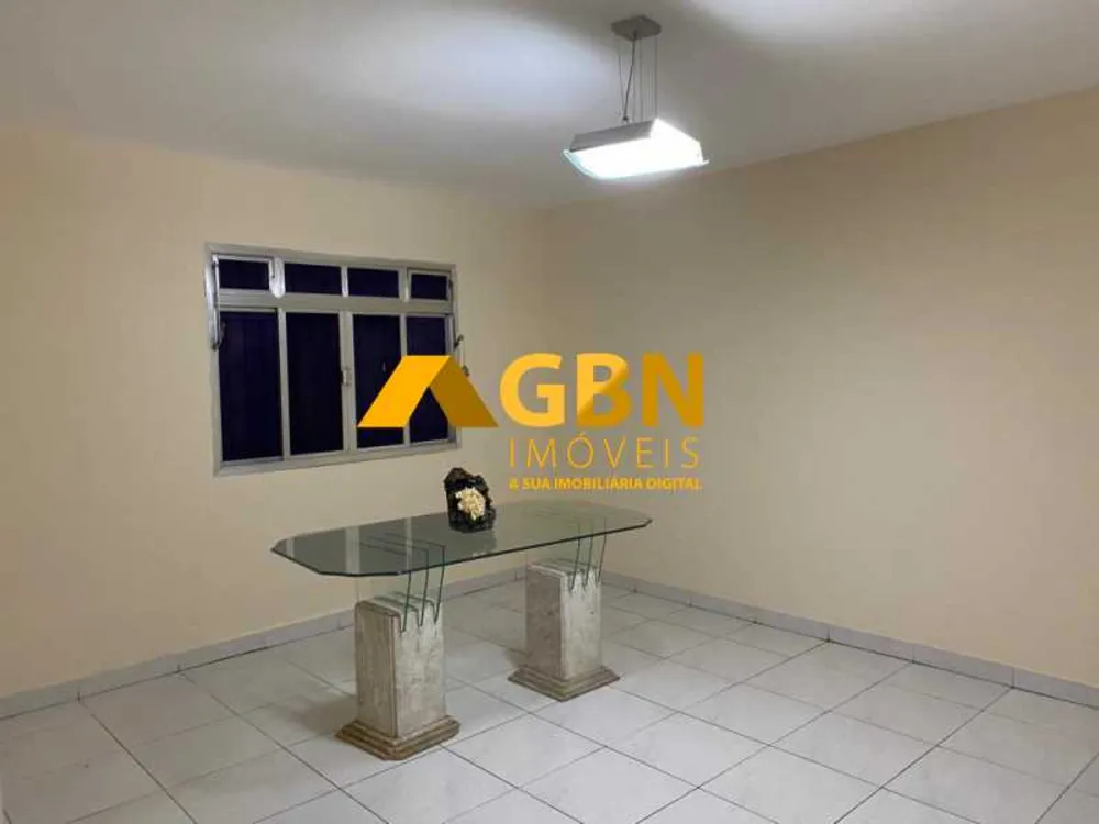 Casa, 4 quartos, 250 m² - Foto 9