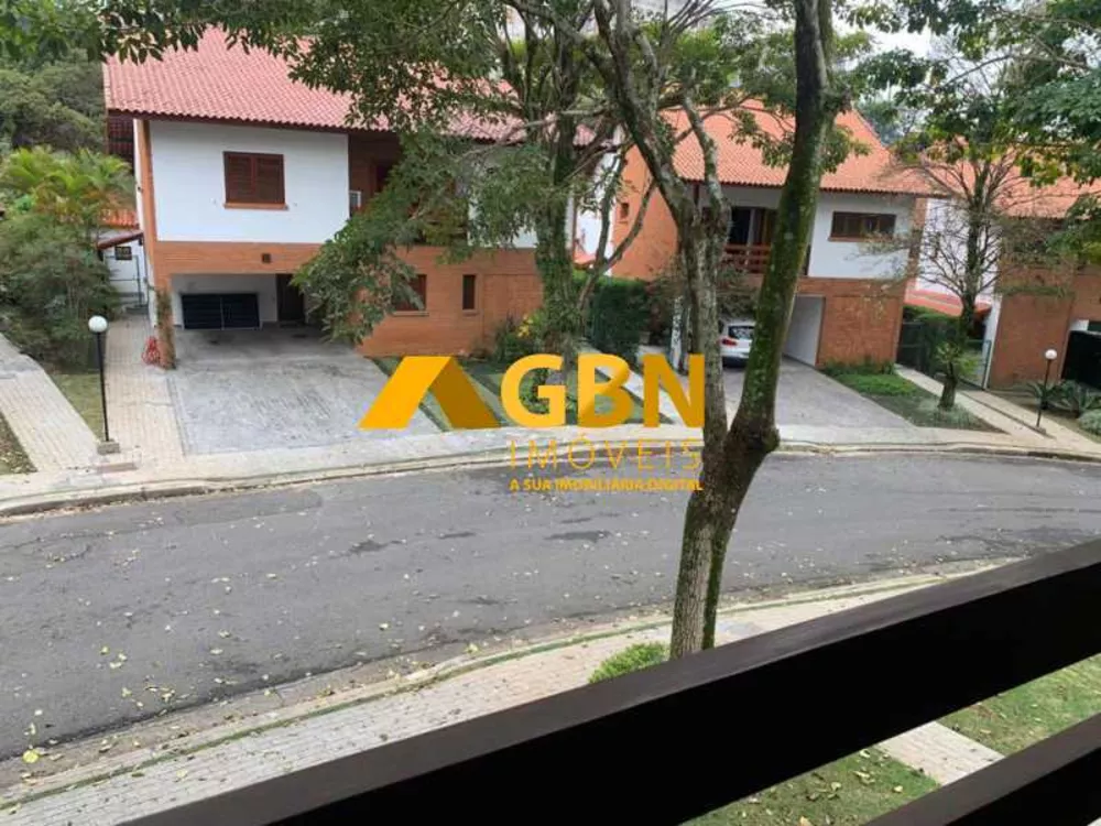 Casa de Condomínio à venda com 4 quartos, 300m² - Foto 2