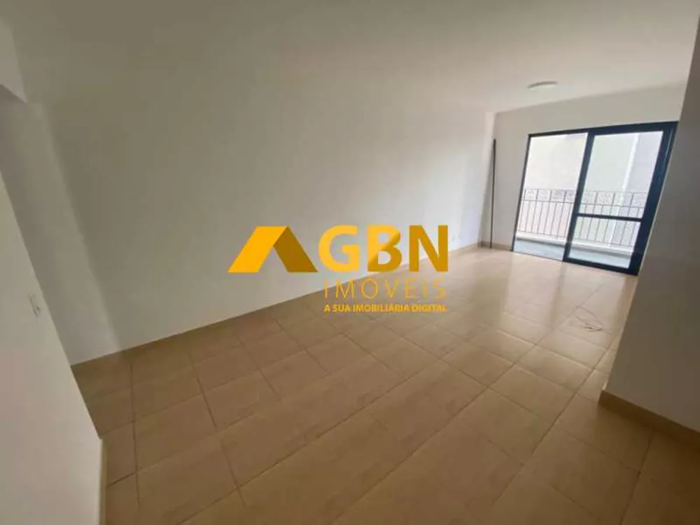 Apartamento à venda com 3 quartos, 72m² - Foto 1