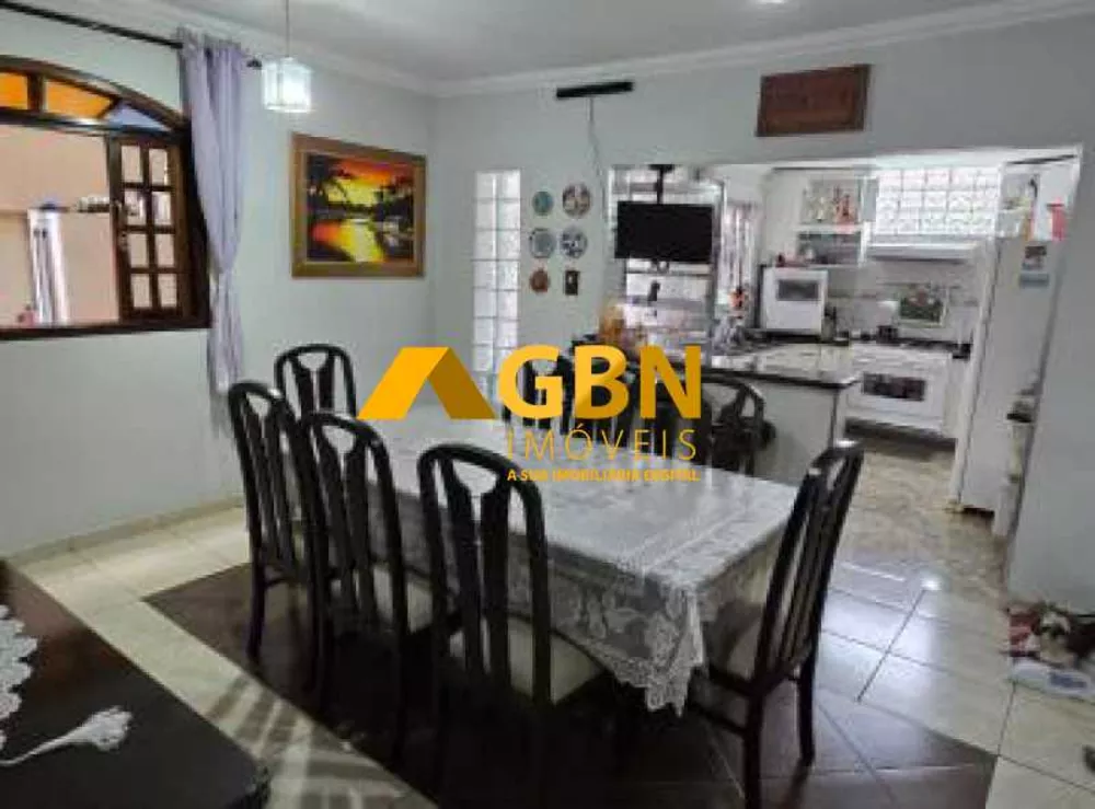 Casa à venda com 3 quartos, 190m² - Foto 6