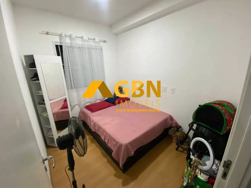 Apartamento à venda com 2 quartos, 42m² - Foto 4