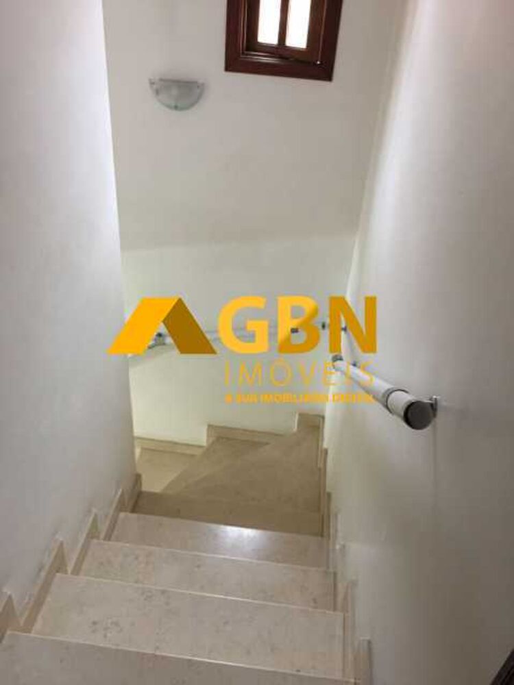 Casa à venda e aluguel com 3 quartos, 180m² - Foto 9