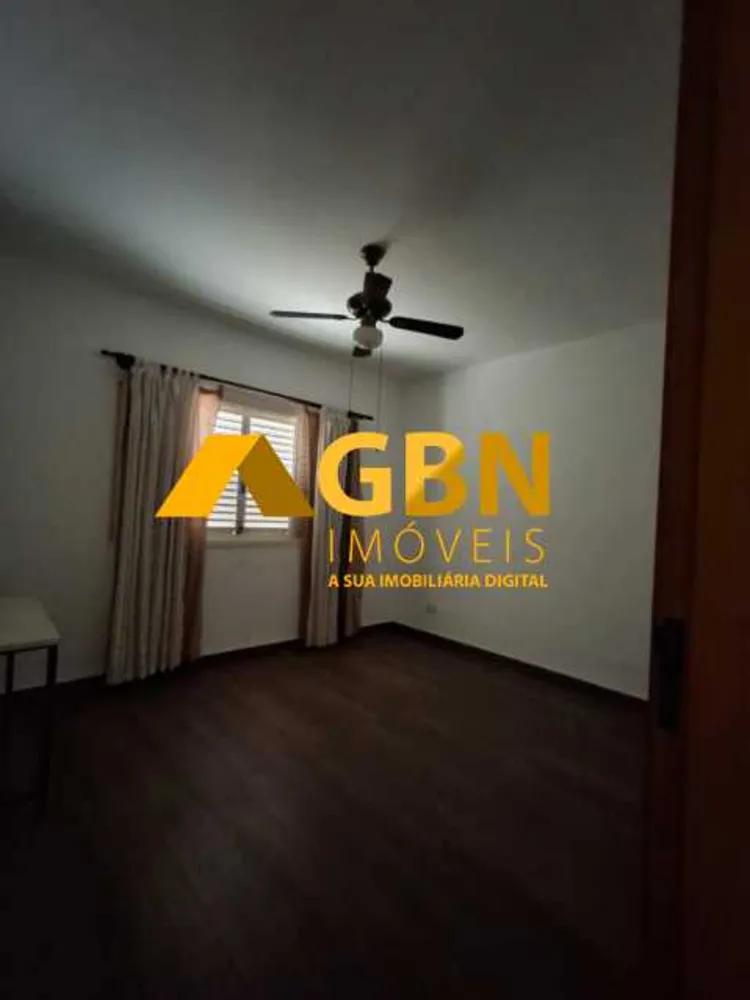Casa, 5 quartos, 250 m² - Foto 2