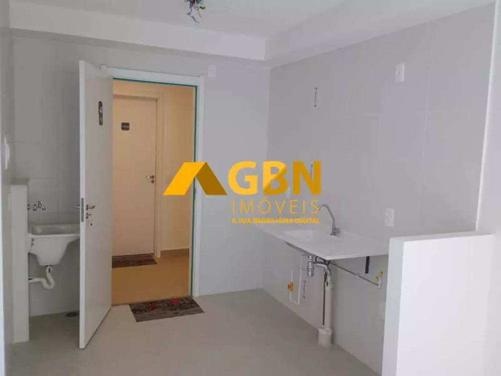 Apartamento à venda com 1 quarto, 31m² - Foto 2