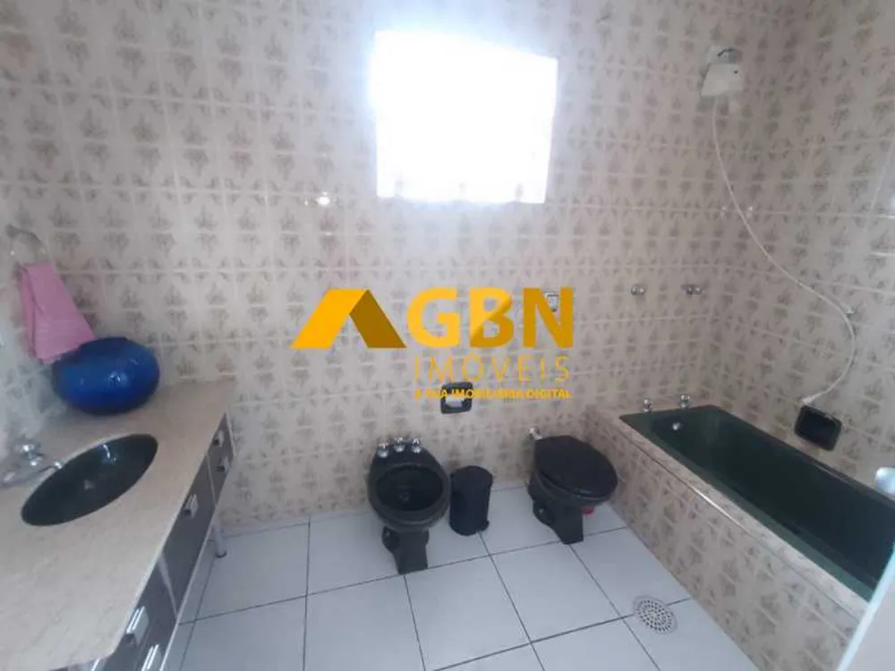 Casa, 3 quartos, 250 m² - Foto 9
