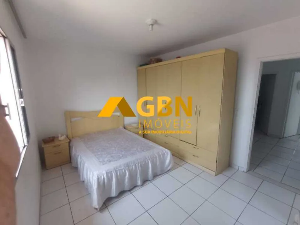Casa, 3 quartos, 250 m² - Foto 4