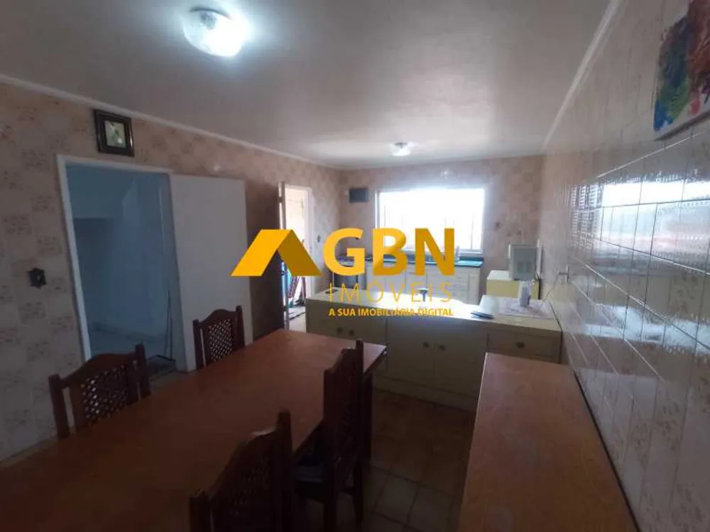Casa, 3 quartos, 250 m² - Foto 14