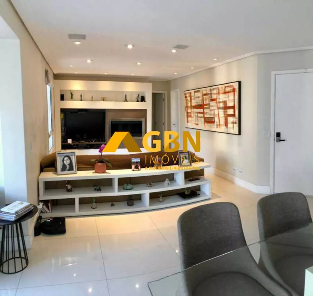 Apartamento à venda com 3 quartos, 142m² - Foto 1