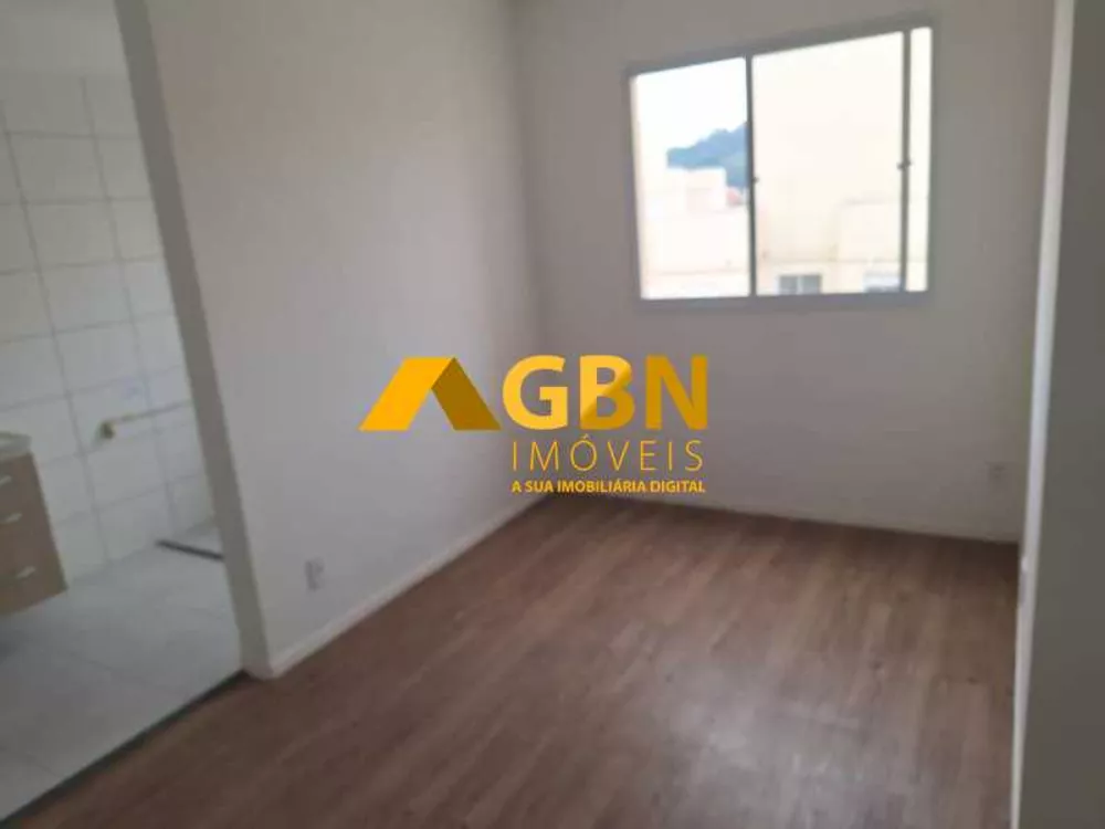 Apartamento para alugar com 2 quartos, 42m² - Foto 2