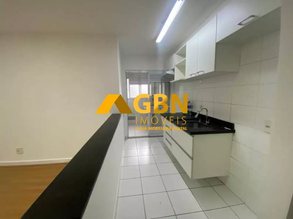 Apartamento à venda com 3 quartos, 73m² - Foto 3