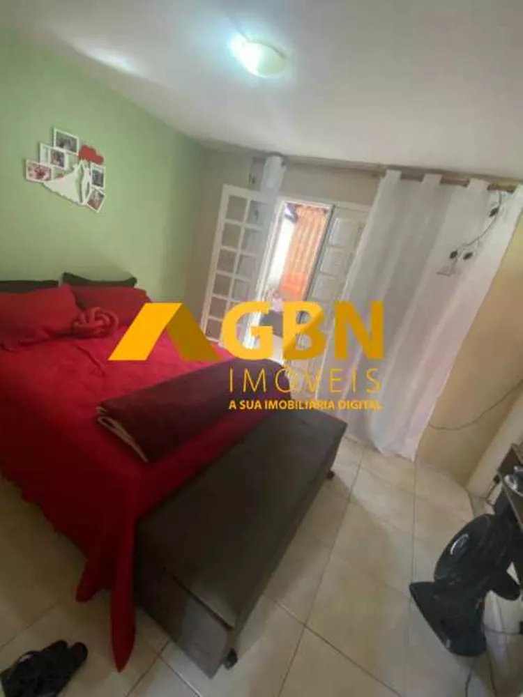 Casa de Condomínio à venda com 4 quartos, 210m² - Foto 14