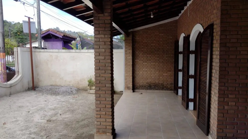 Casa, 5 quartos, 307 m² - Foto 1