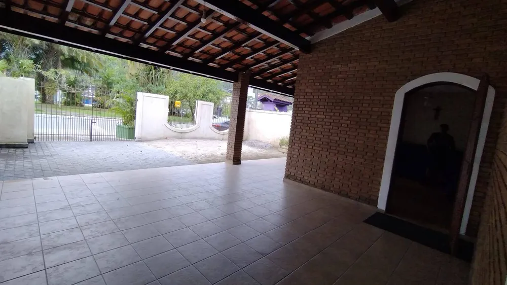 Casa, 5 quartos, 307 m² - Foto 2