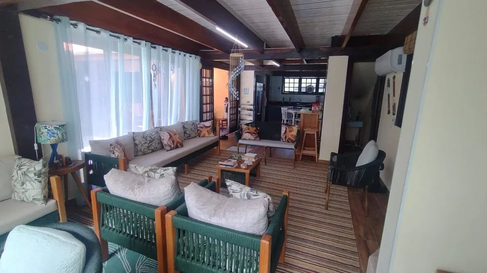 Casa, 4 quartos, 1500 m² - Foto 1