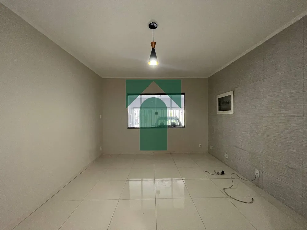 Sobrado, 3 quartos, 229 m² - Foto 1