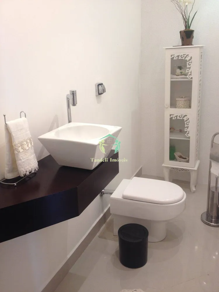 Sobrado, 3 quartos, 256 m² - Foto 4