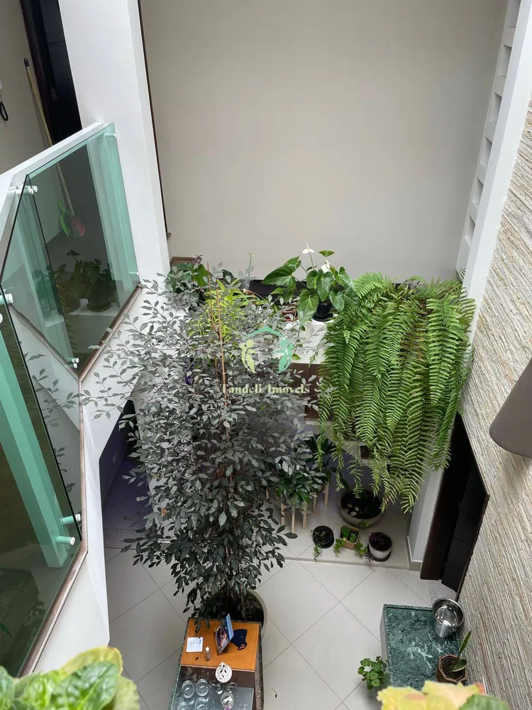 Sobrado, 3 quartos, 256 m² - Foto 7