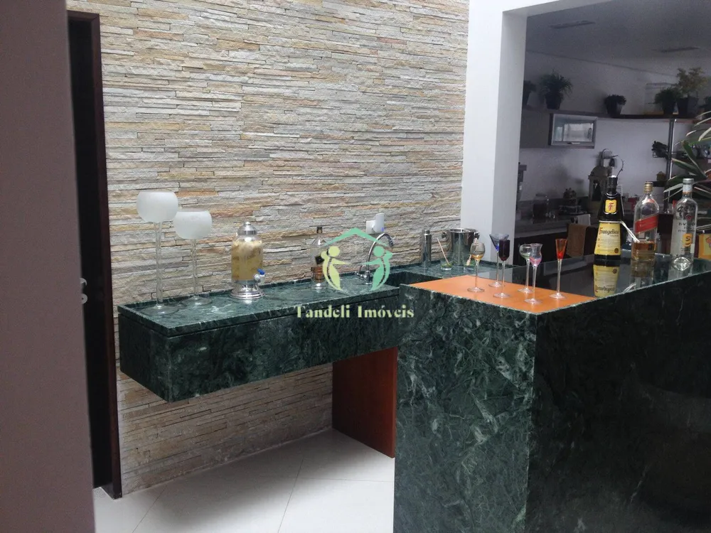 Sobrado, 3 quartos, 256 m² - Foto 7