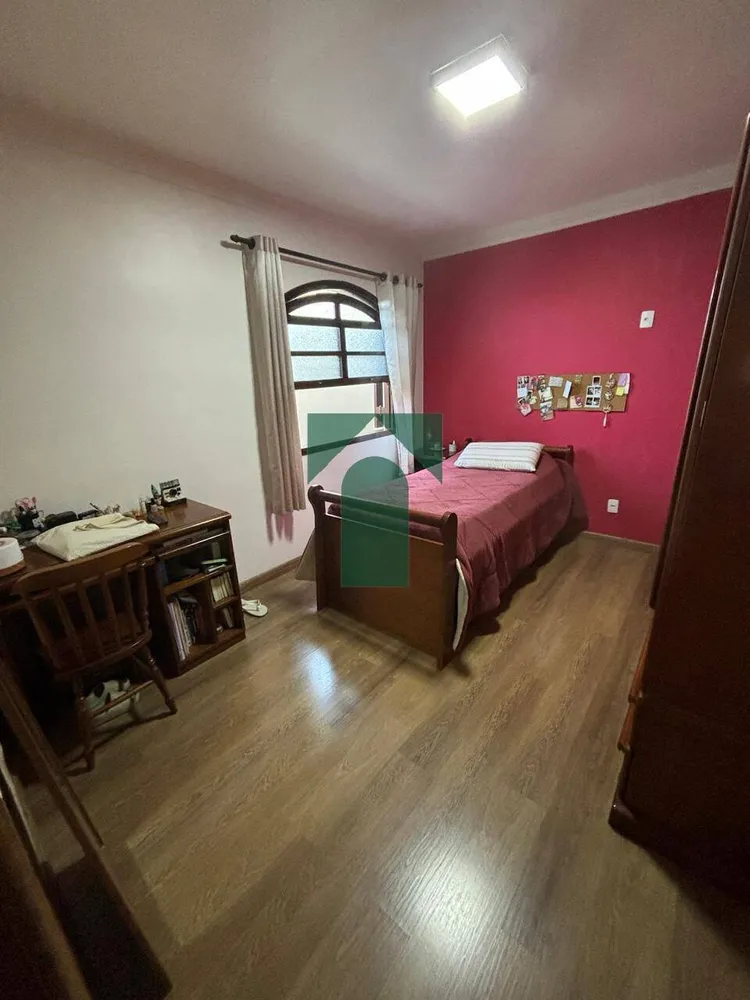 Sobrado, 3 quartos, 248 m² - Foto 4