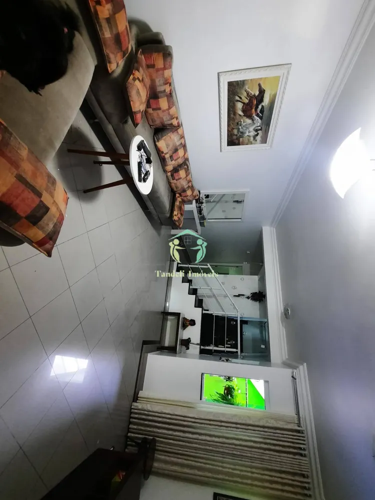 Sobrado, 3 quartos, 183 m² - Foto 2