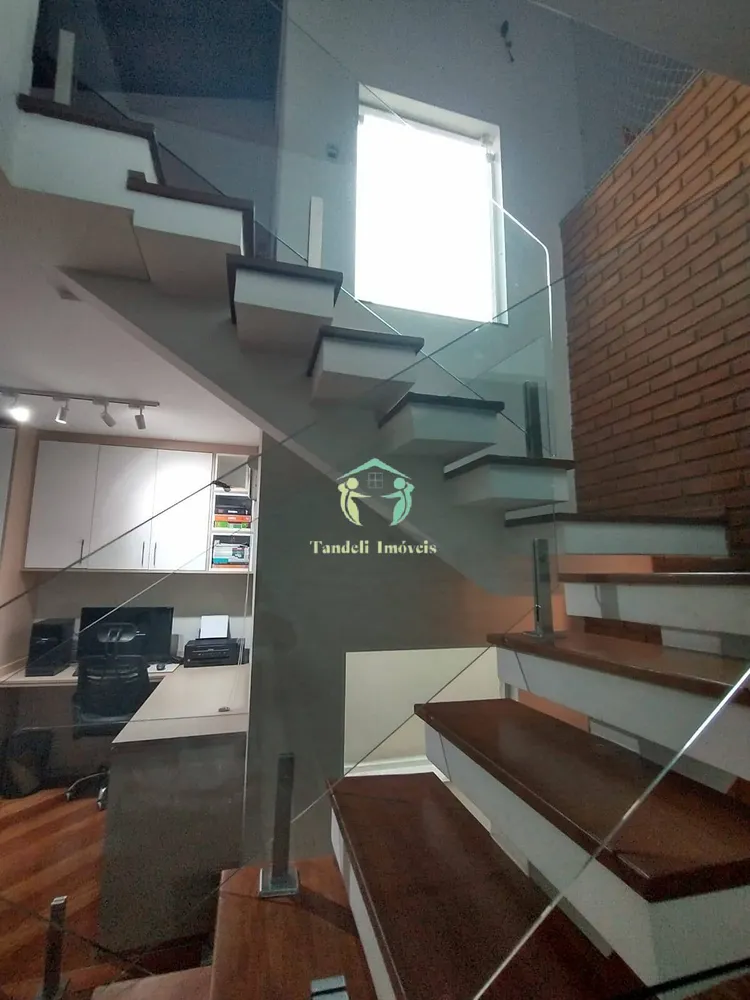 Sobrado, 3 quartos, 362 m² - Foto 1