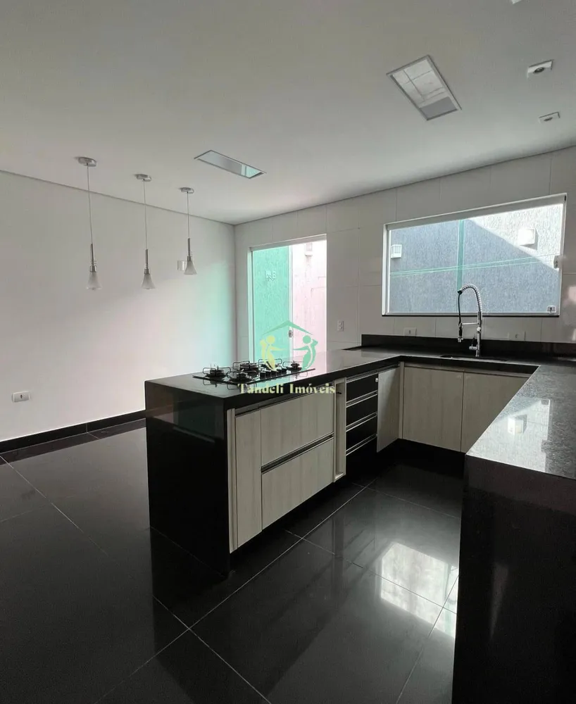 Casa, 3 quartos, 158 m² - Foto 4