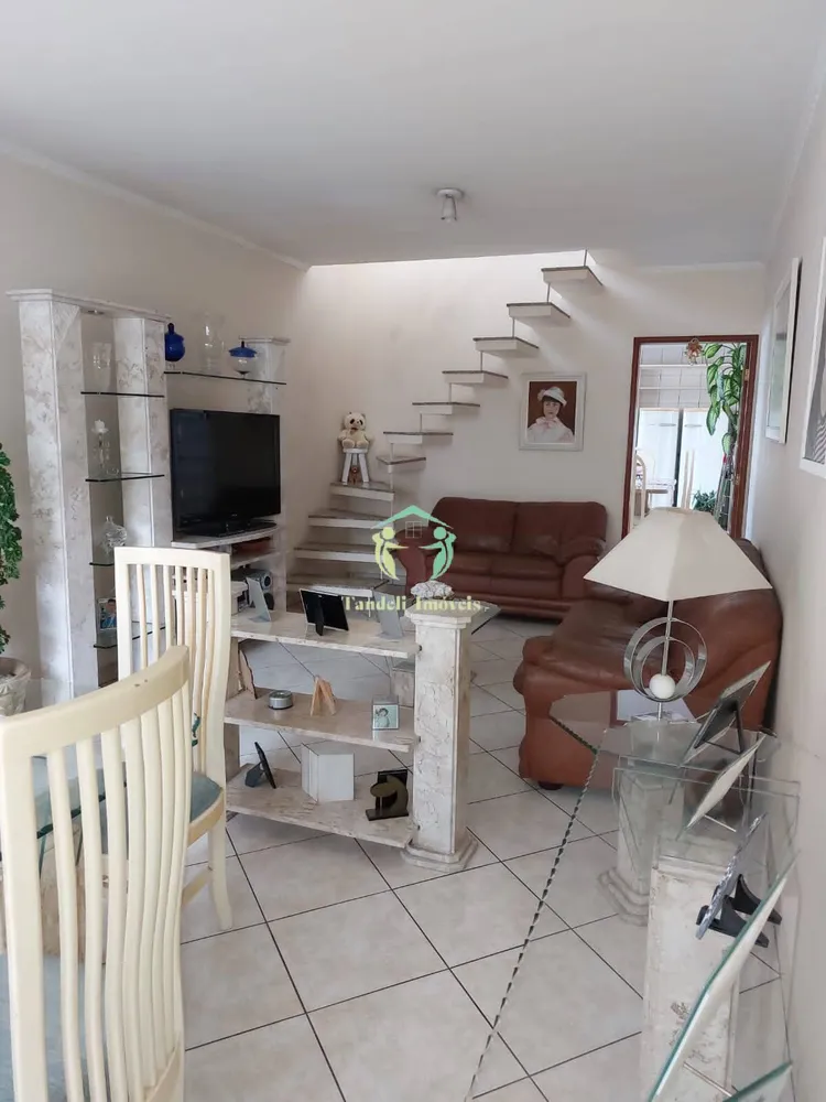 Sobrado, 3 quartos, 222 m² - Foto 3