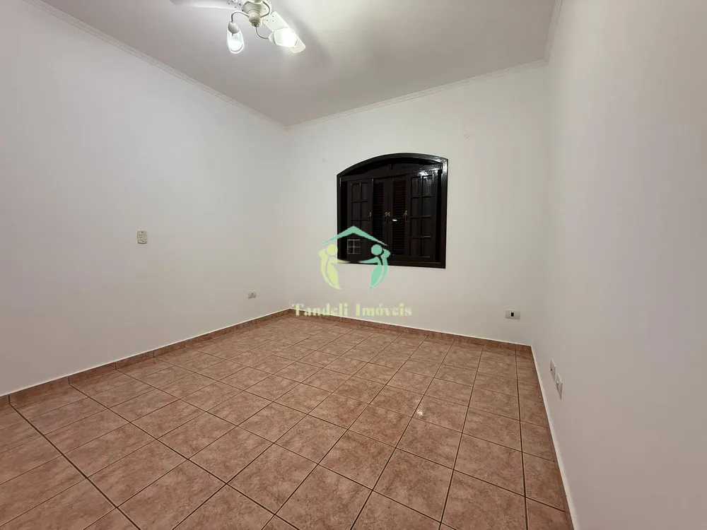 Sobrado, 3 quartos, 198 m² - Foto 2
