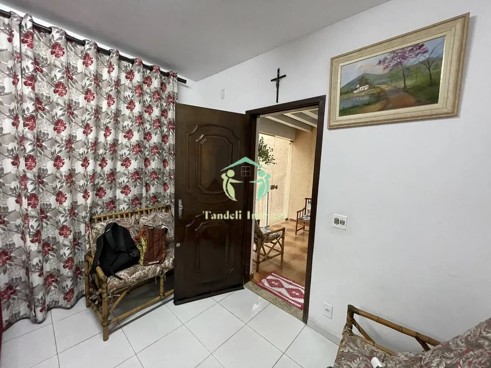 Casa, 3 quartos, 253 m² - Foto 3