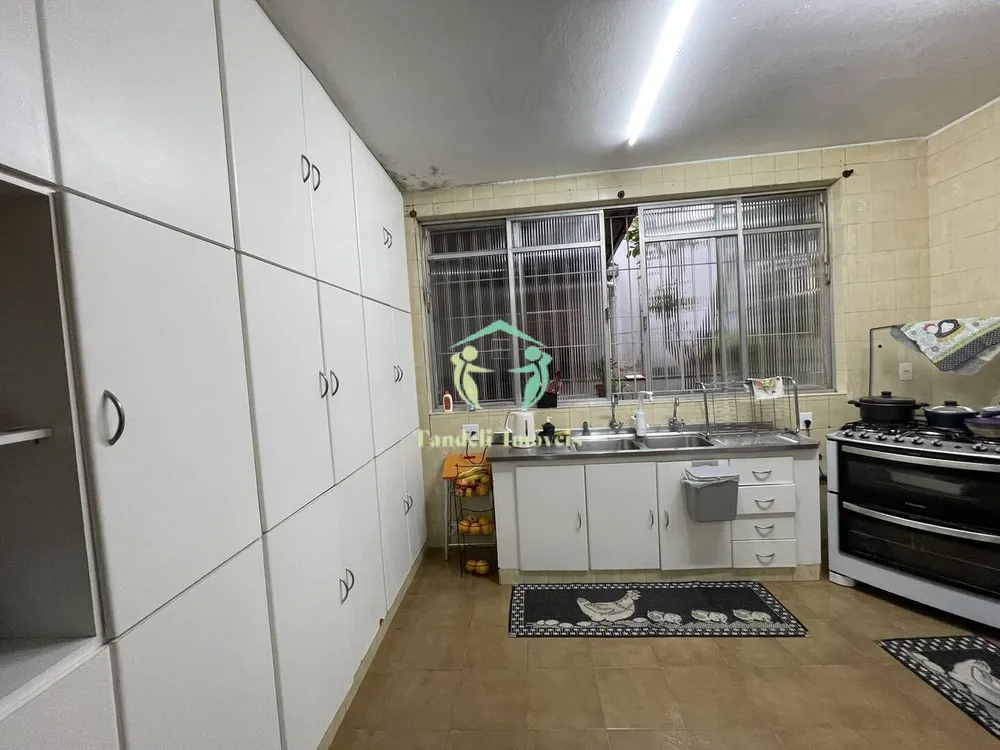 Casa, 3 quartos, 253 m² - Foto 4