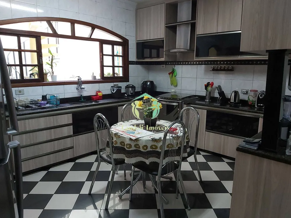 Sobrado, 3 quartos, 190 m² - Foto 3
