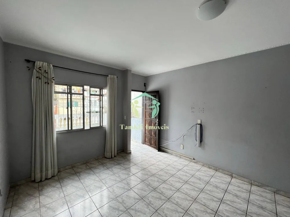 Sobrado, 3 quartos, 200 m² - Foto 1