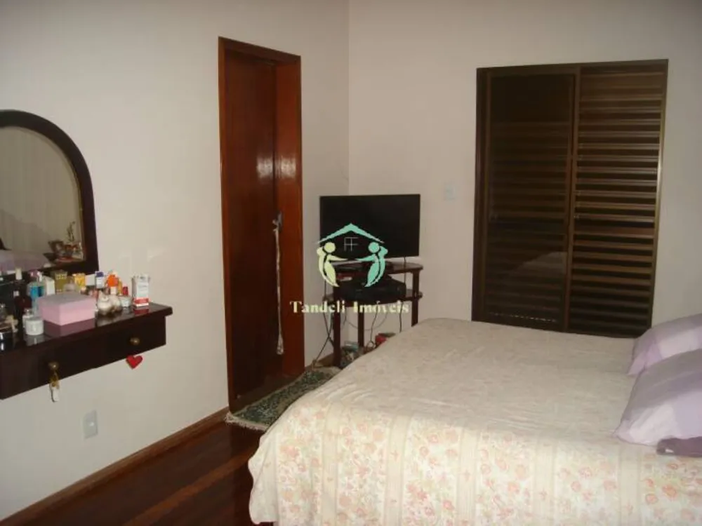 Sobrado, 3 quartos, 181 m² - Foto 2