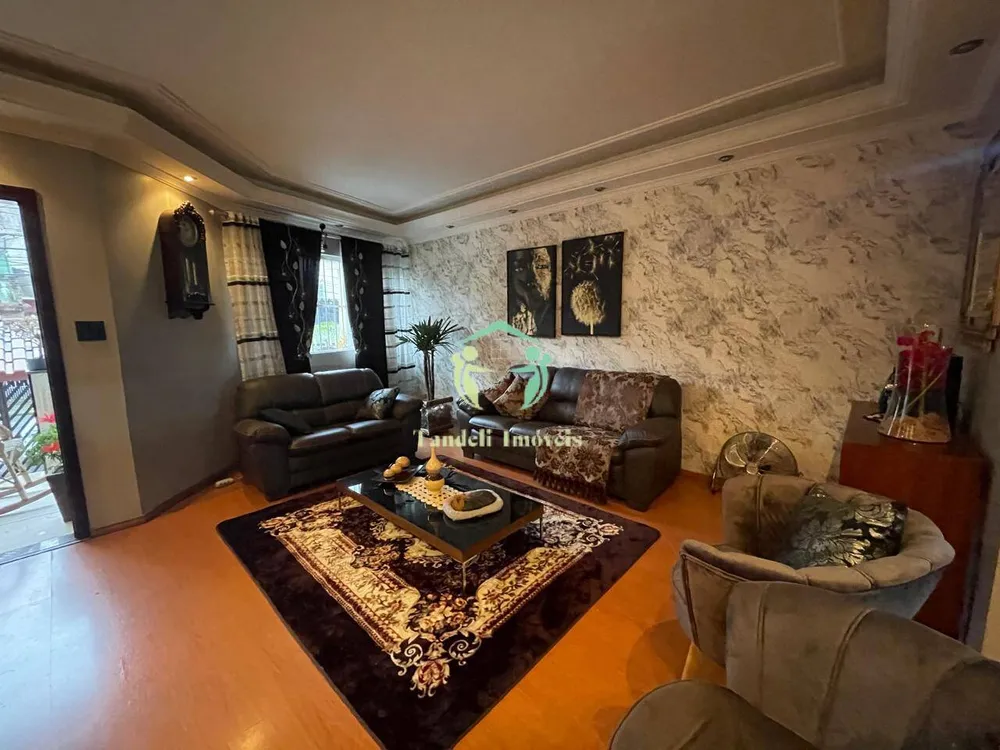 Sobrado, 3 quartos, 269 m² - Foto 1