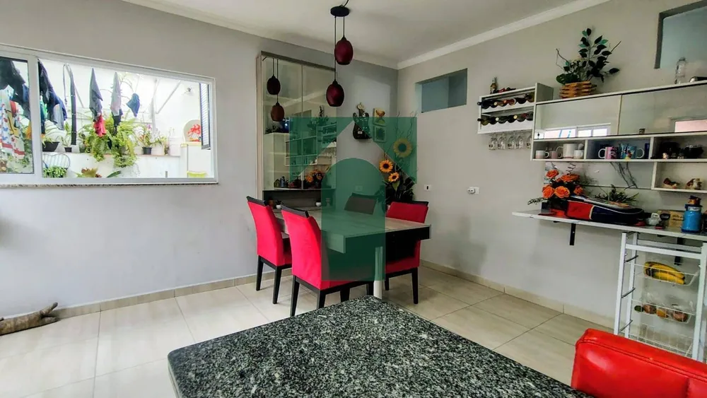 Casa, 3 quartos, 230 m² - Foto 1