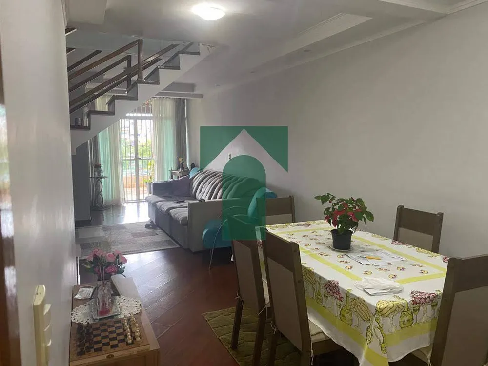 Sobrado, 3 quartos, 248 m² - Foto 3
