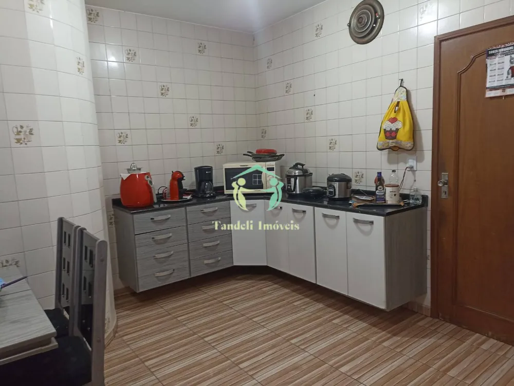 Casa, 3 quartos, 212 m² - Foto 3