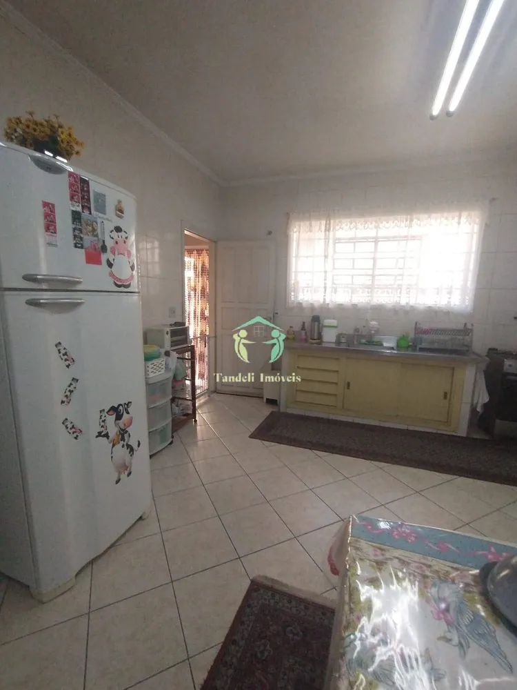Casa, 3 quartos, 239 m² - Foto 2