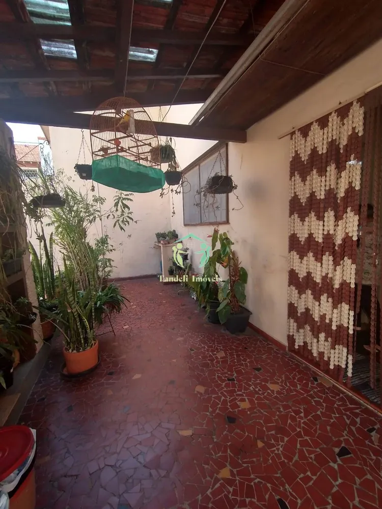 Casa, 3 quartos, 239 m² - Foto 8