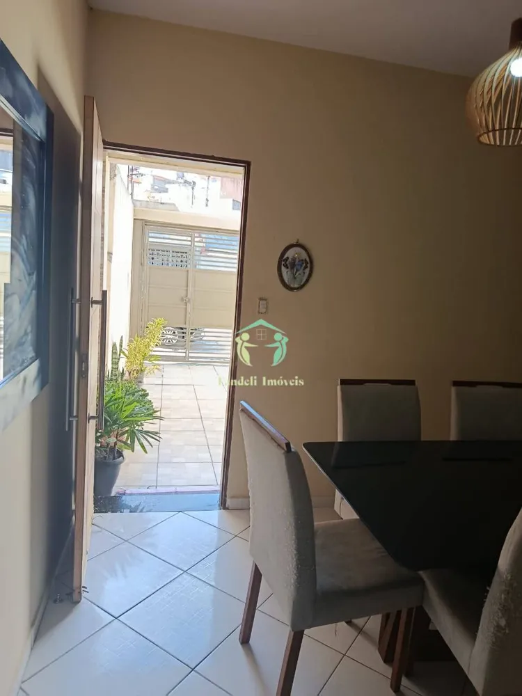 Casa, 3 quartos, 110 m² - Foto 1