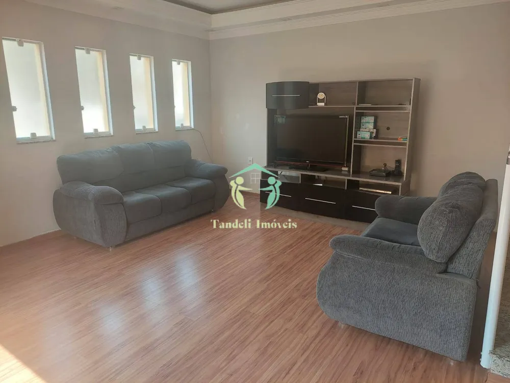 Sobrado, 4 quartos, 372 m² - Foto 1
