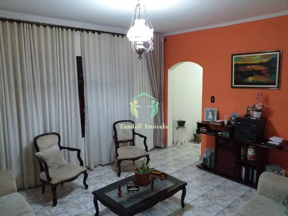 Sobrado, 3 quartos, 259 m² - Foto 1