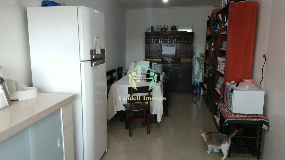Sobrado, 4 quartos, 222 m² - Foto 1