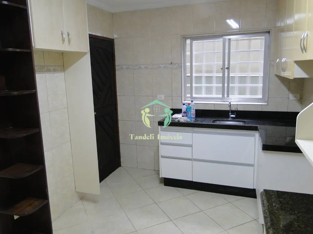 Casa, 3 quartos, 200 m² - Foto 3